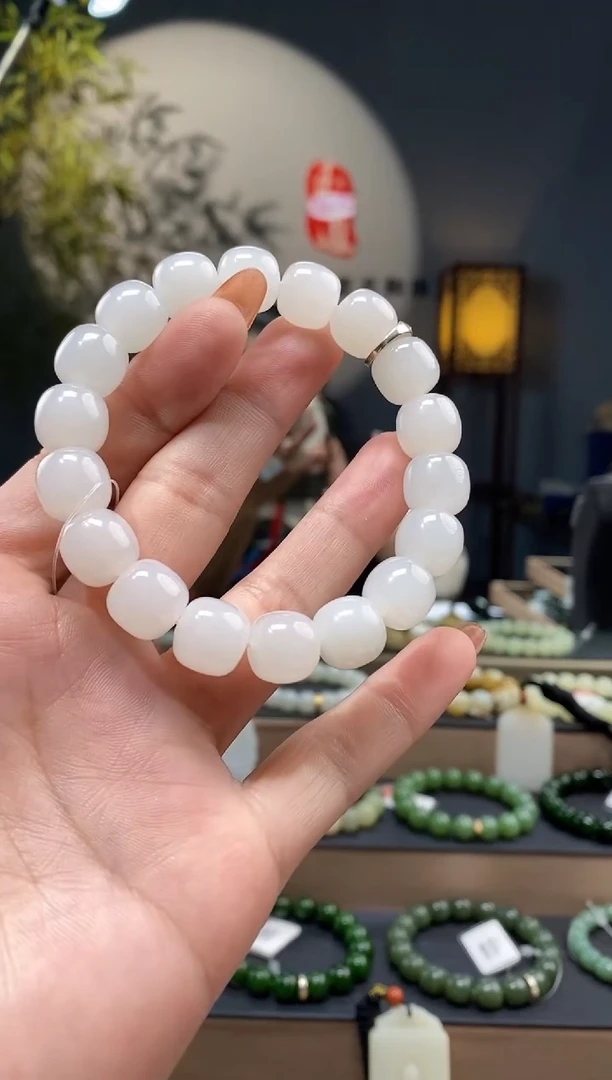 手串未镶嵌和田玉12mm俄料白玉老型手串