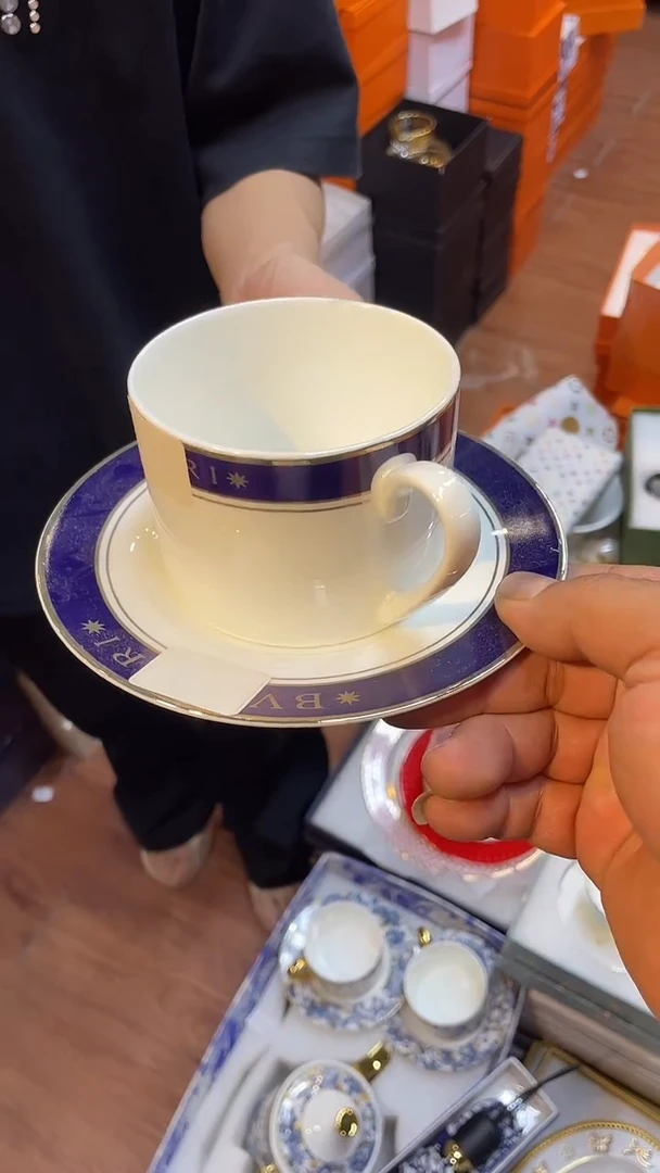 杯鸿辉家品牌瓷器，京东包邮！