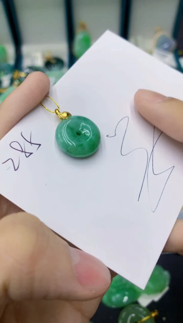 翡翠未镶嵌颈饰11111