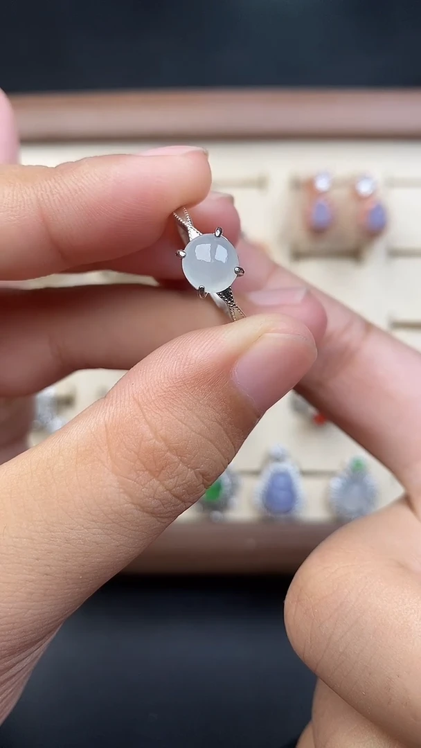 银S925镶嵌戒指翡翠685685