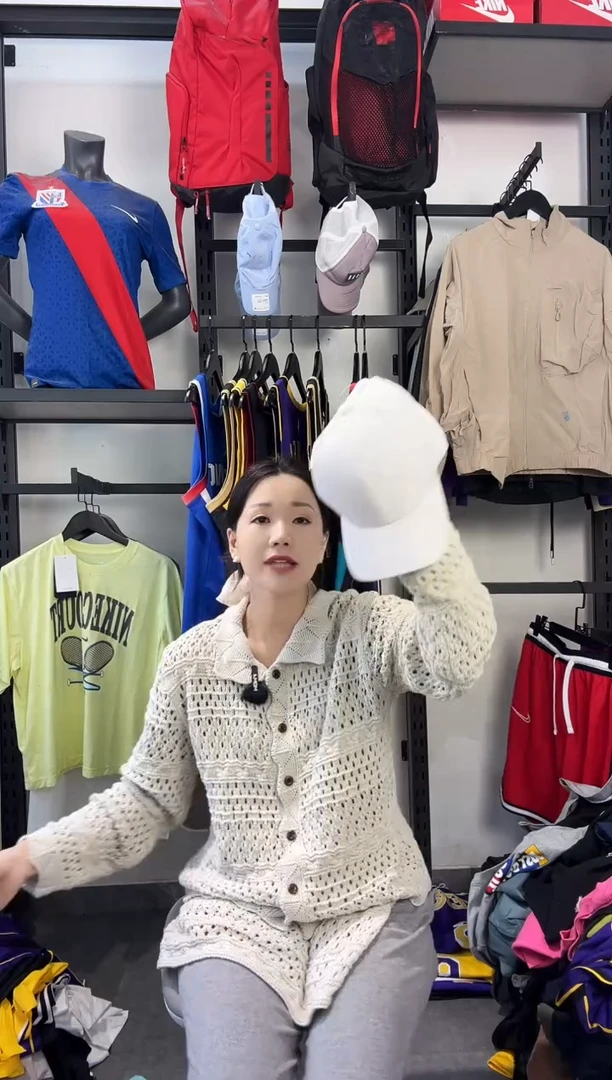 399编码 瑕疵款直播间过款为准 尺码帽