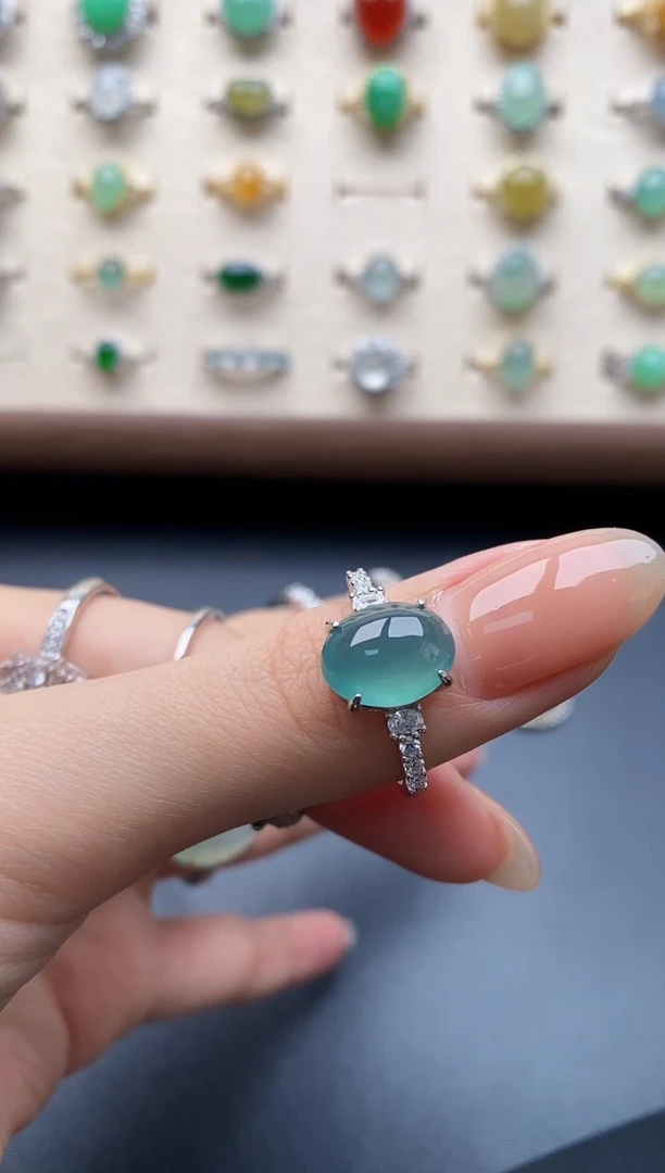 银S925镶嵌戒指翡翠一物一证一礼盒