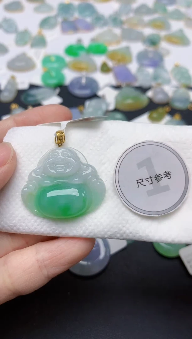 翡翠18K金镶嵌颈饰天然缅甸A货翡翠