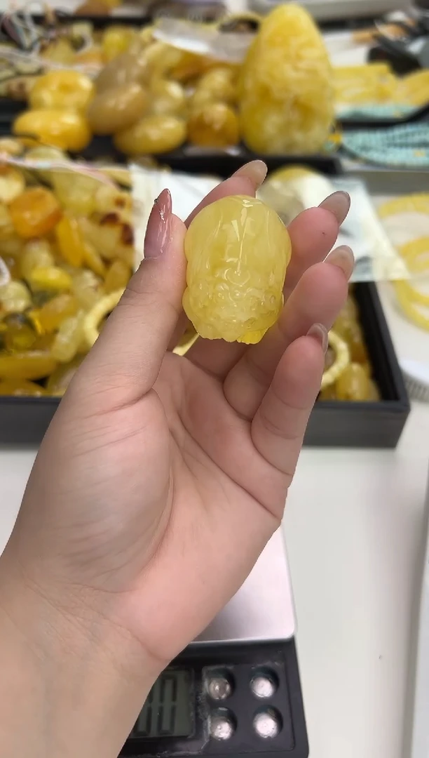 裸石琥珀未镶嵌琥珀蜜蜡吊坠