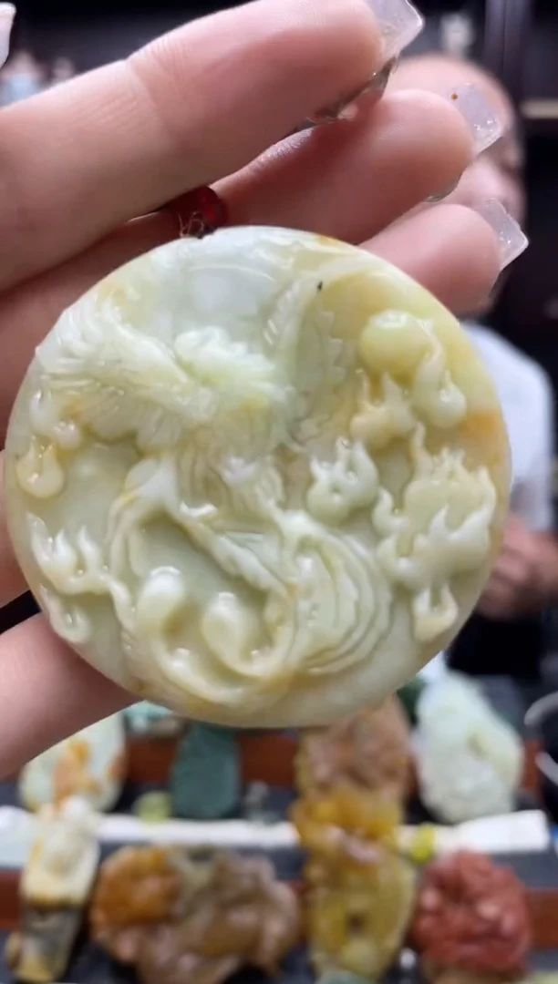 未镶嵌岫玉吊坠·