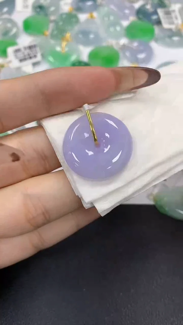 颈饰18K金镶嵌翡翠a货假一赔三支持复检百元上9元证书费自理