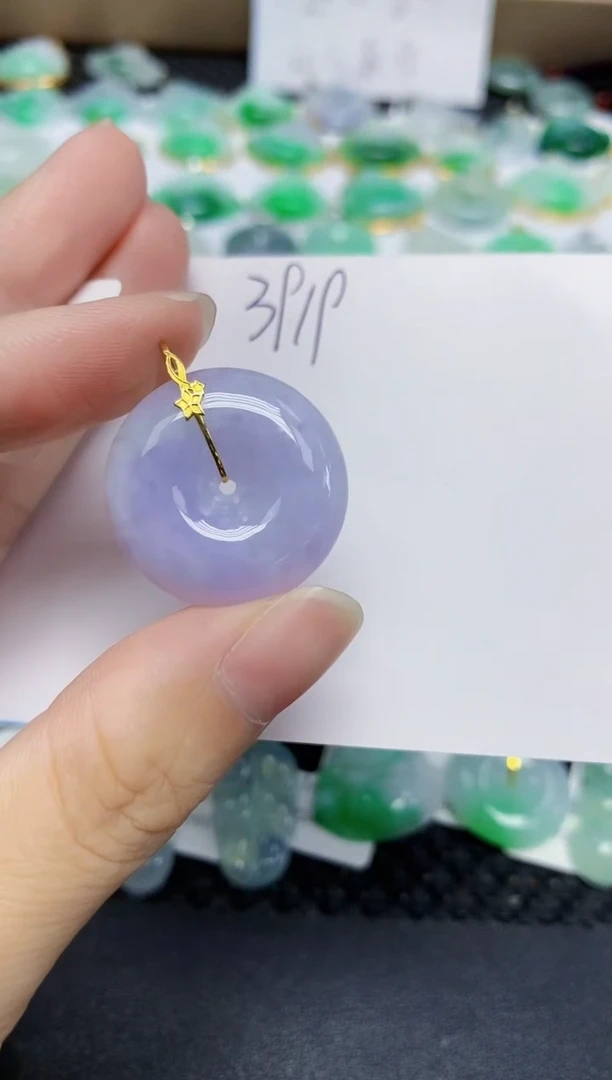 翡翠18K金镶嵌颈饰天然缅甸翡翠A货