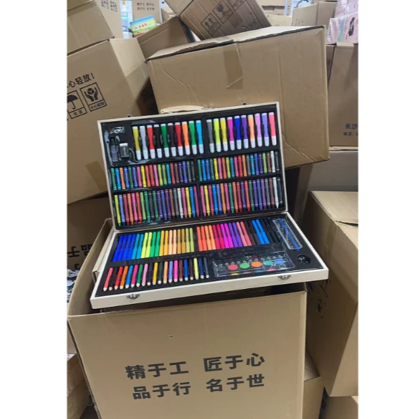 画笔（新旧款随机）