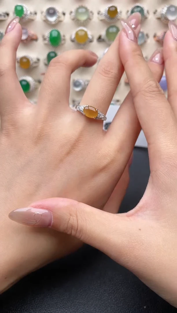 【闪购商品】翡翠戒指银S925镶嵌一物一证一礼盒