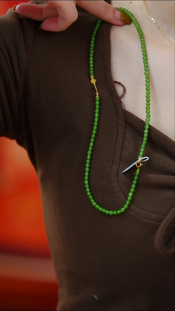 项链18K金镶嵌和田玉傲***霜HNZ12775