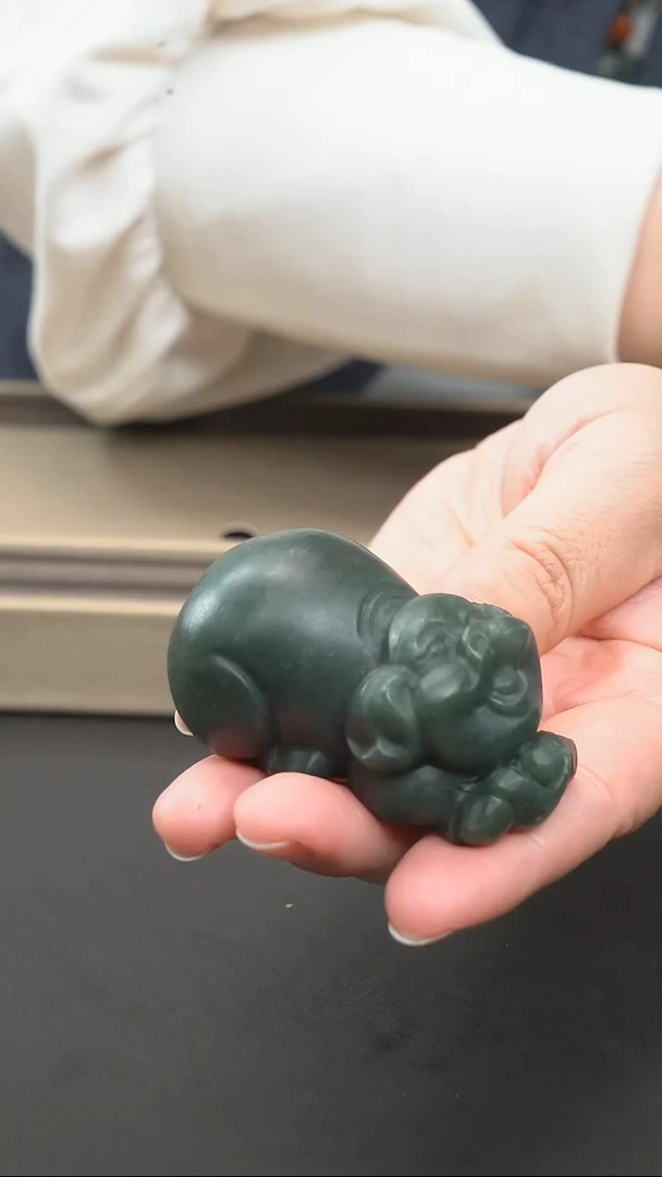 【闪购商品】和田玉颈饰未镶嵌猪