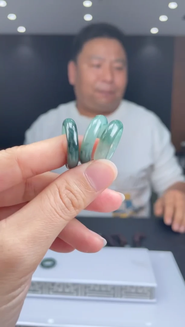 【闪购商品】定制翡翠未镶嵌-13HDJT0139606多样性发其一