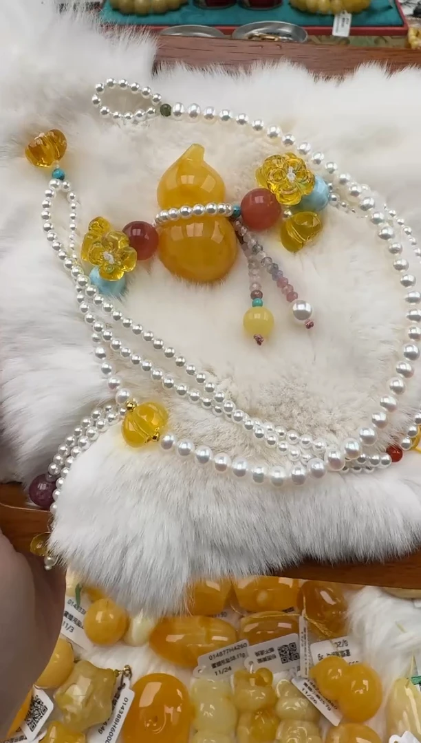 裸石琥珀未镶嵌XD1076