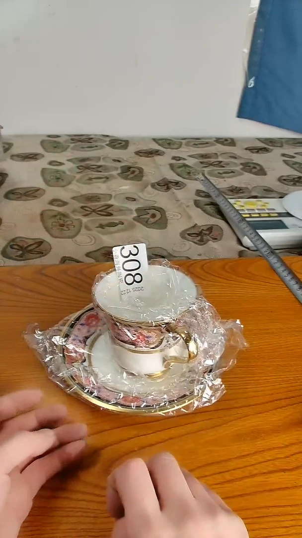 瓷片J****t小淼海外陶瓷工艺品