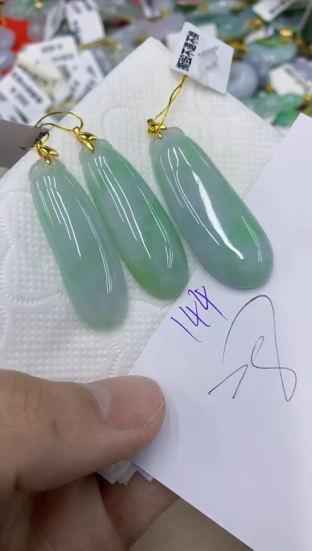 颈饰未镶嵌翡翠11111111111多样性发其一