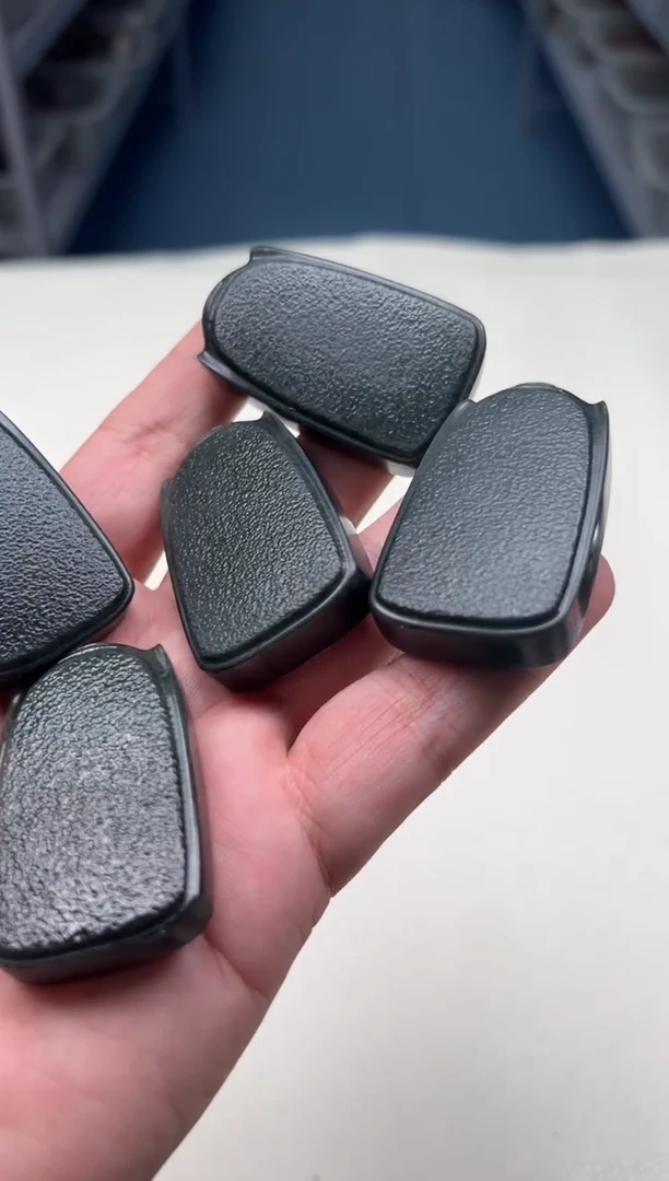 吊坠(不含链)未镶嵌和田玉牌子一个6552