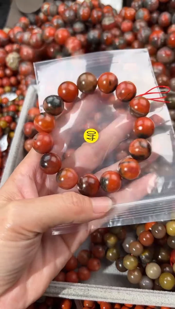 南红玛瑙手串未镶嵌14+