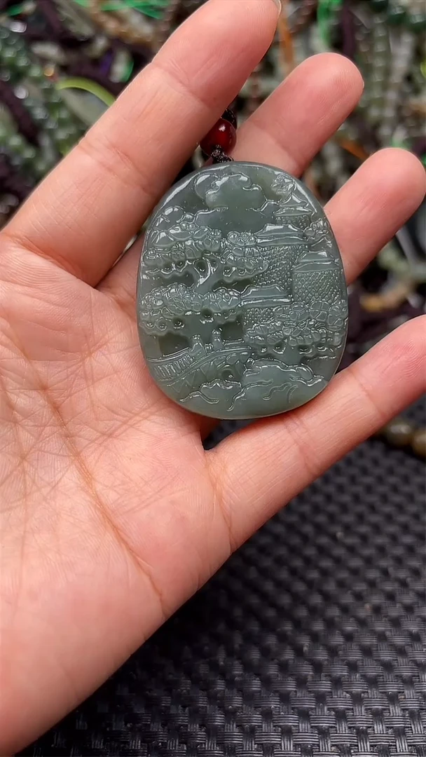 和田玉未镶嵌颈饰1