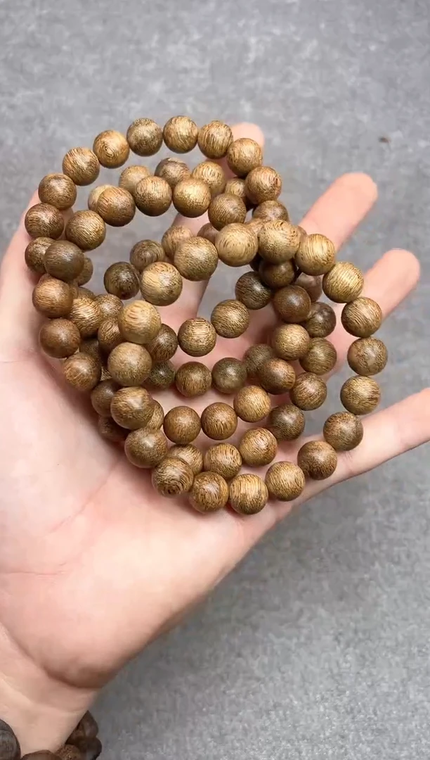 【闪购商品】沉香手串32号文莱软丝多样性发货1条