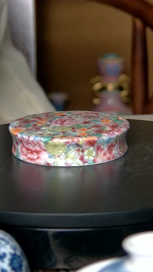 景德镇珐琅彩万花盖置