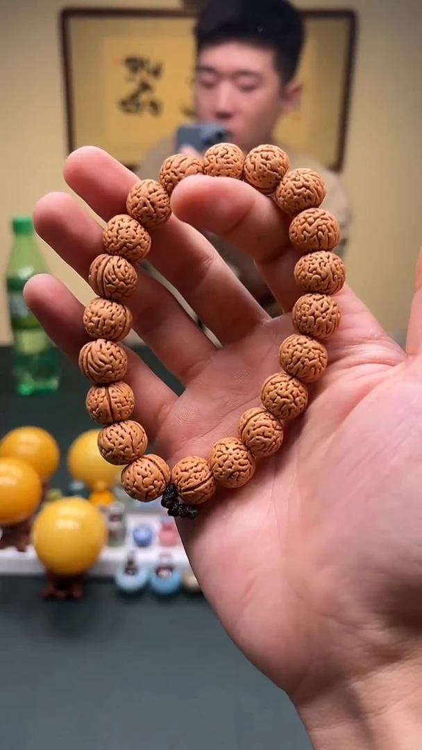 【闪购商品】桃核手串14.5mm左右天然矮桩头尾无修桃核手持