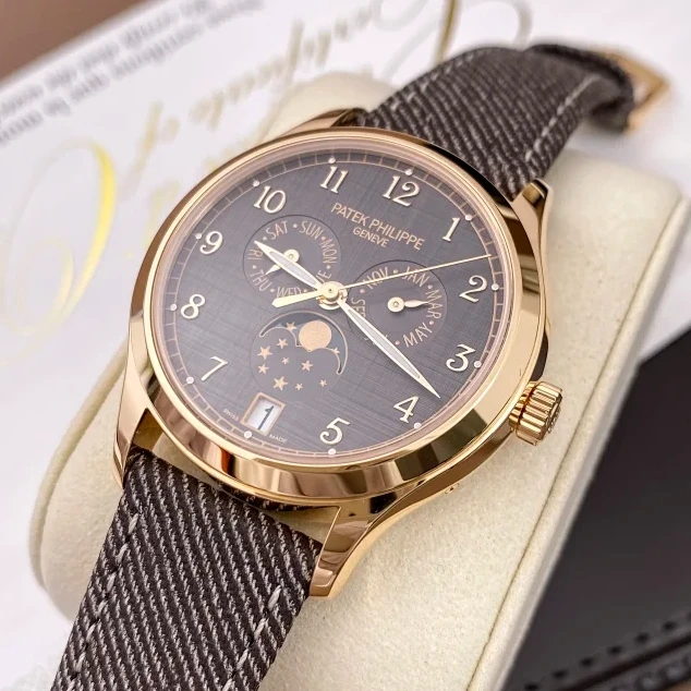 未使用 Patek Philippe/百达翡丽 4946R卡25年百达男表7845423
