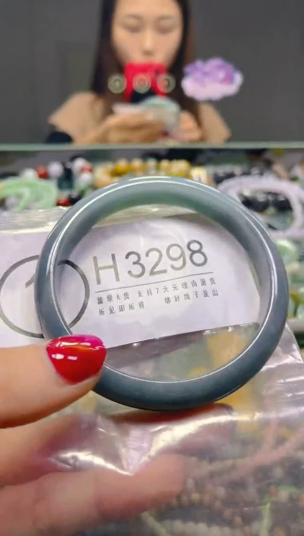 颈饰未镶嵌翡翠57-59/H/翡翠A货，一件也是批发价