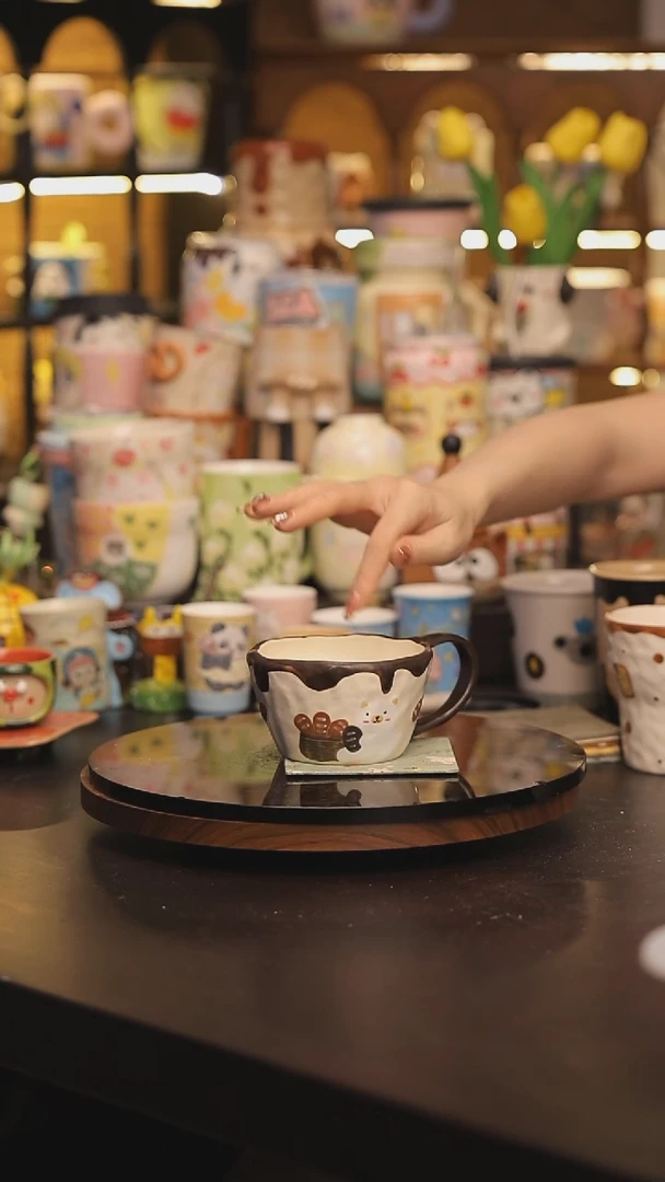 景德镇釉下彩绘设计师款式陶瓷