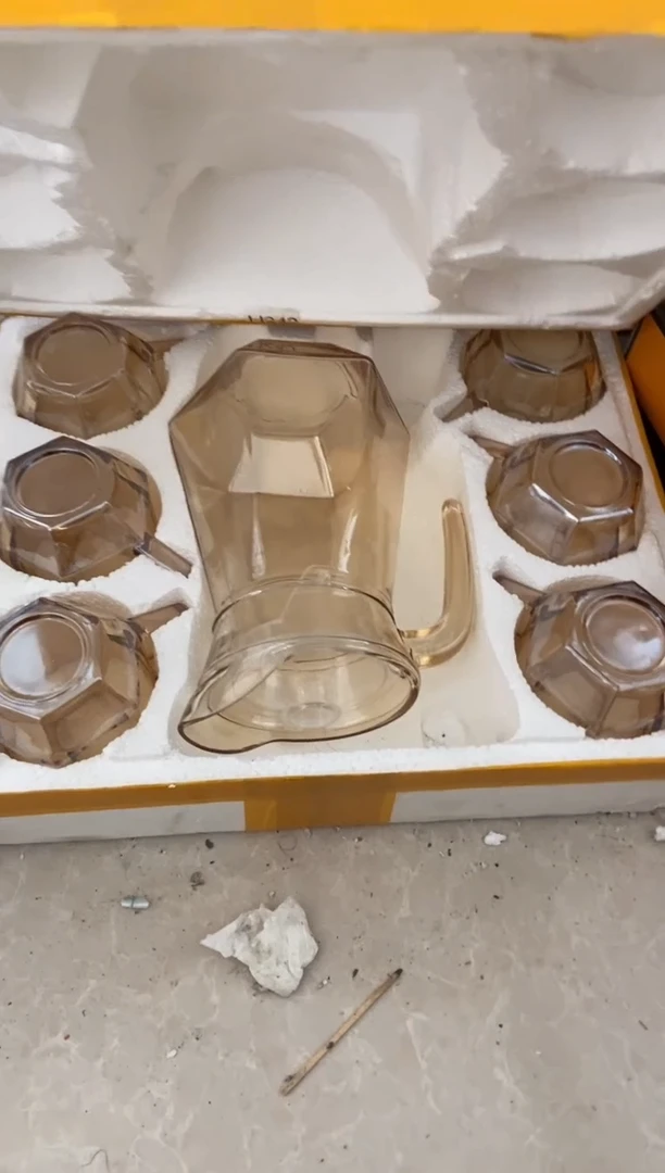 杯无运费险有瑕疵的摄影的产品有使用过的痕迹有点脏介意勿拍
