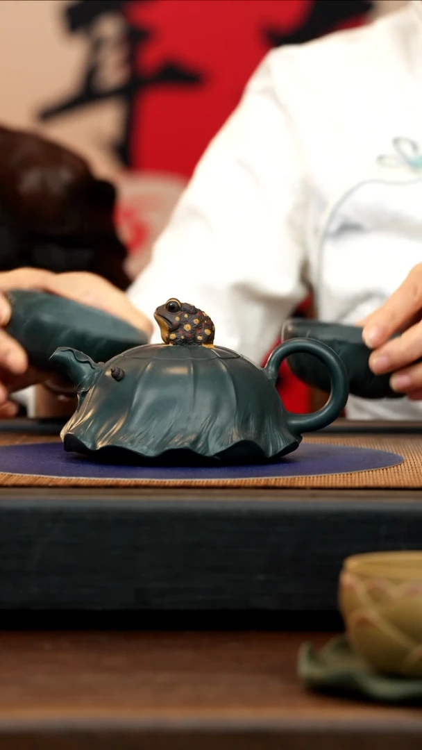 【闪购商品】紫砂茶壶GJF 绿泥 金蟾荷叶套组 350cc