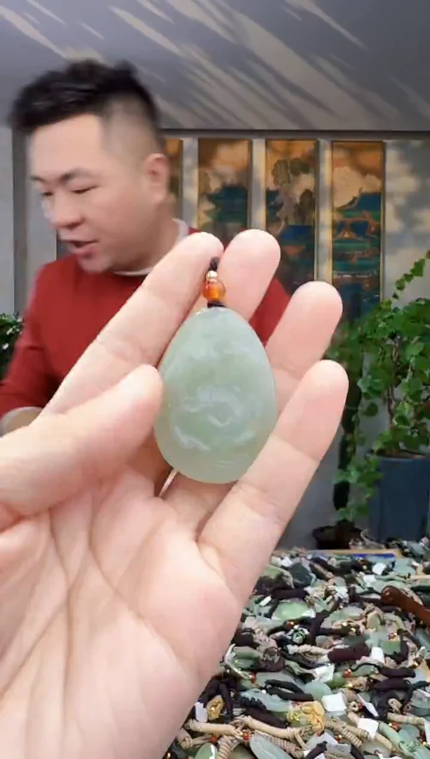 未镶嵌和田玉挂件拍一发一