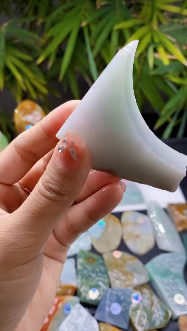 【闪购商品】定制翡翠未镶嵌翡翠