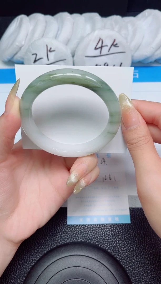 石英质玉手镯未镶嵌64-58