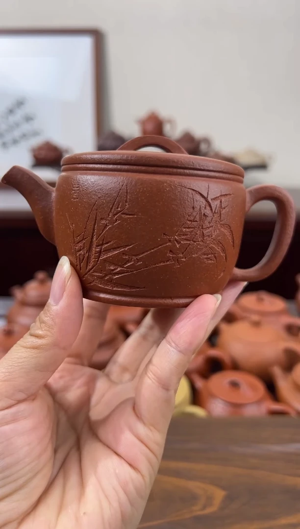 茶壶紫砂红降坡竹刻汉瓦壶160CC