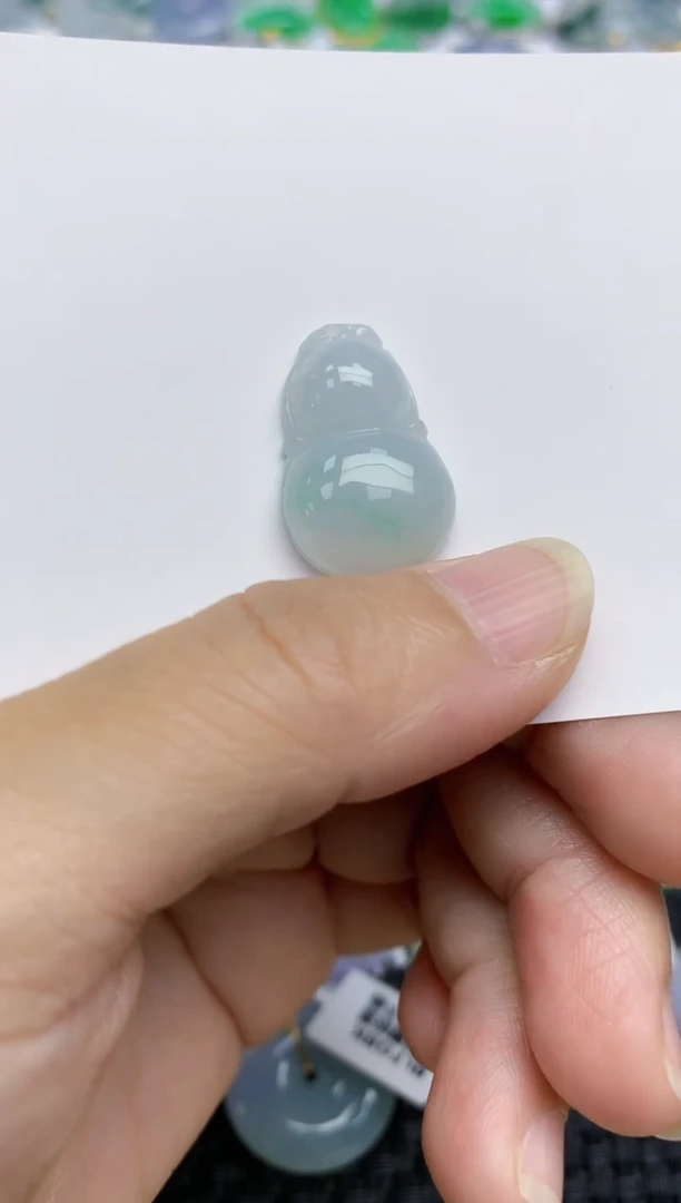 翡翠未镶嵌颈饰天然A货翡翠