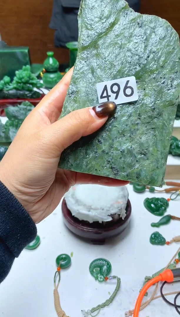 未镶嵌和田玉摆件1