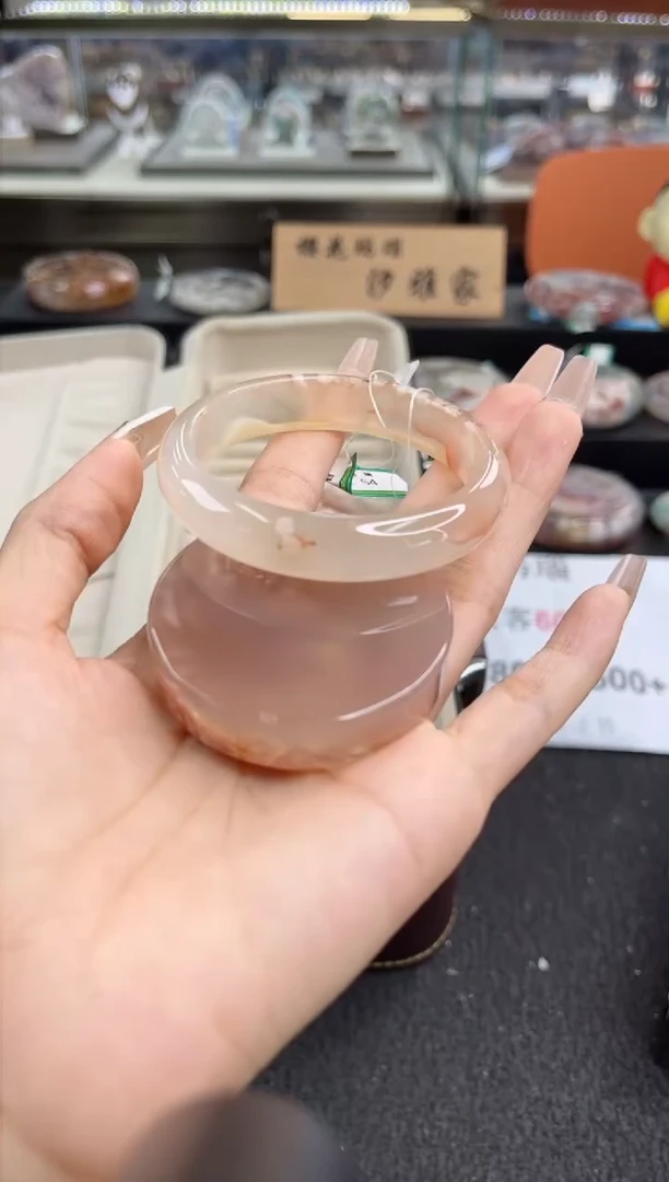 石英质玉手镯未镶嵌55圈口（赠品镯心）6005013