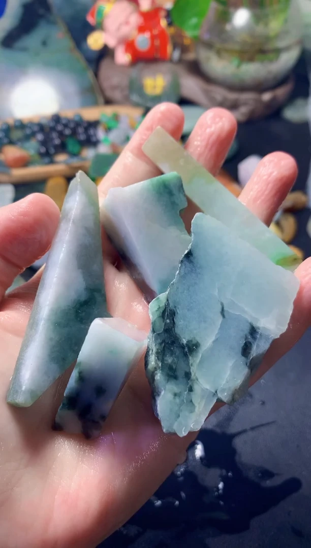 翡翠未镶嵌颈饰041天然翡翠