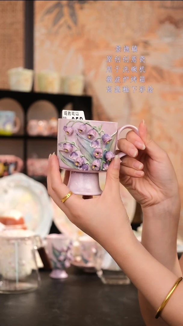 摆件景德镇手工手绘设计师款