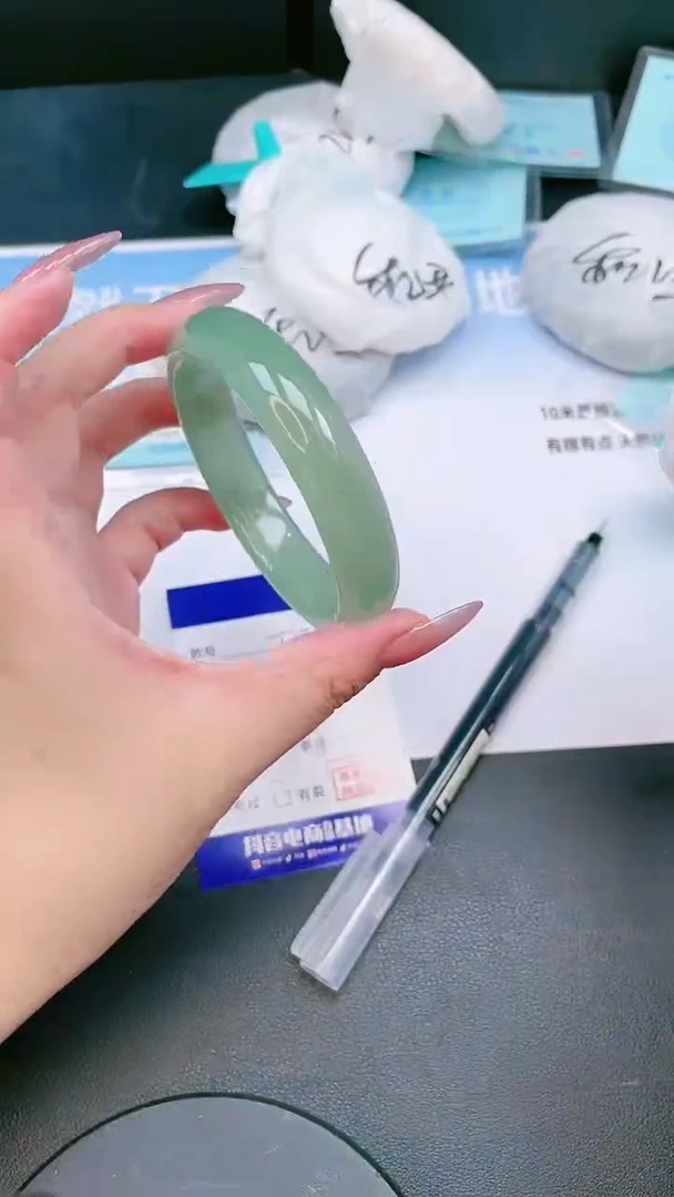 未镶嵌手镯石英质玉23T153-61