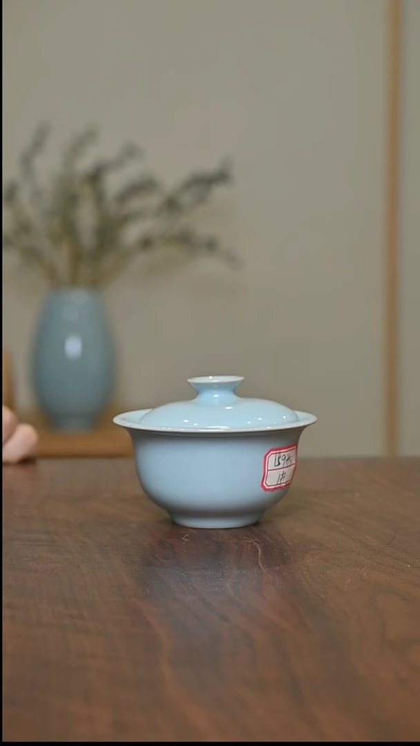 1#天青釉 两才元宝盖碗 微瑕 朱家汝窑款