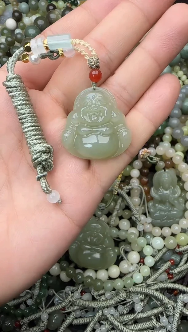 颈饰未镶嵌和田玉拍一发一