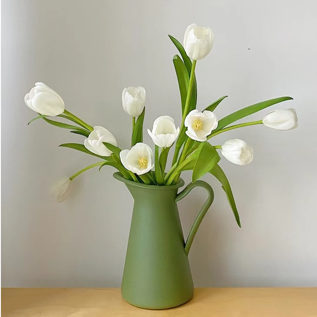 【白依王子】可做吸色 喷色花束的白郁金香