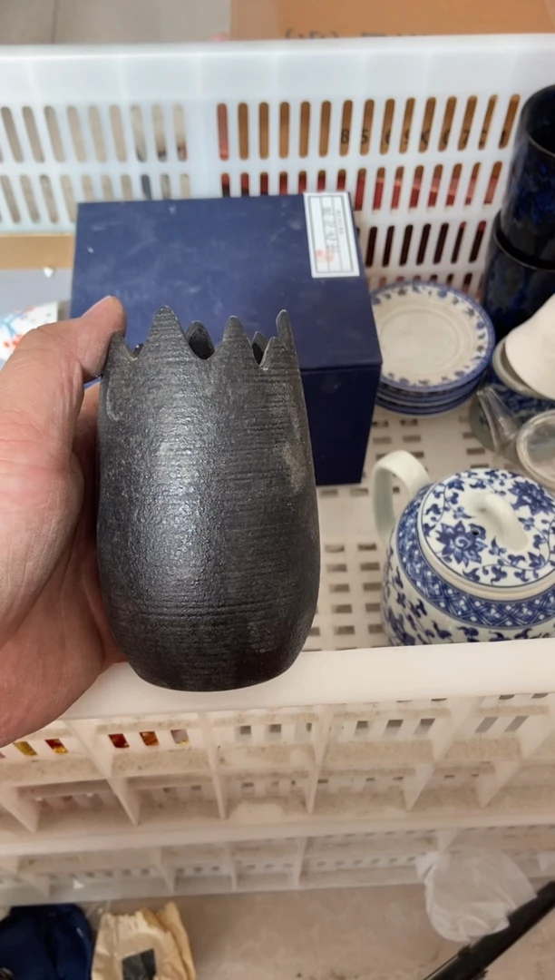 杯无运费险有瑕疵的摄影的产品有使用过的痕迹有点脏介意勿拍