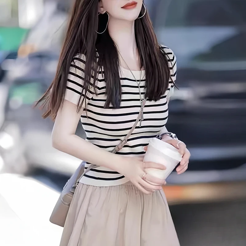 修身显瘦【80-160斤】洋气方领条纹冰丝短袖T恤女夏时尚减龄上衣