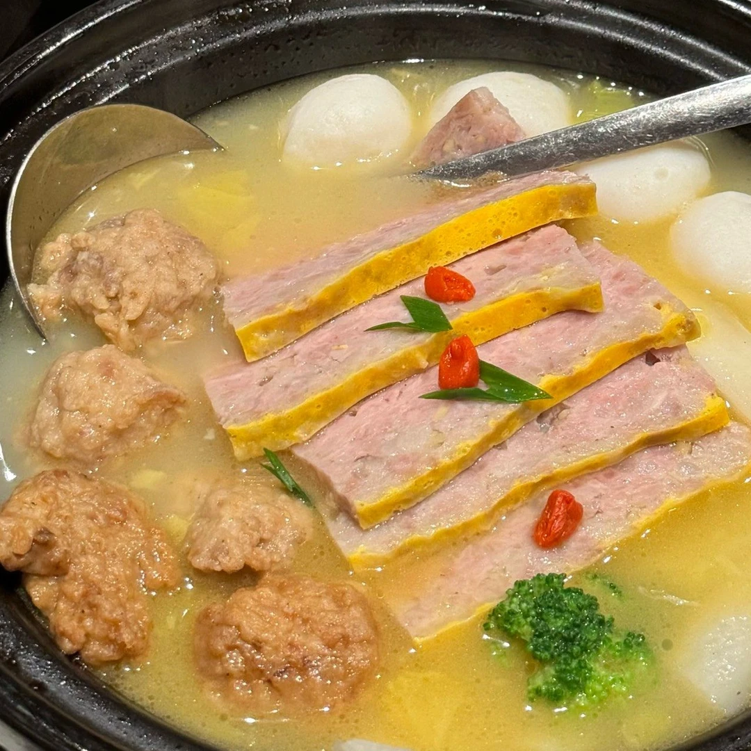 【抗哥火锅】三鲜火锅-鱼糕+肉丸+肉卷