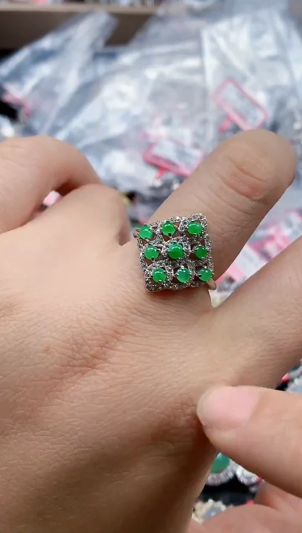 银S925镶嵌戒指翡翠天然A货缅甸翡翠