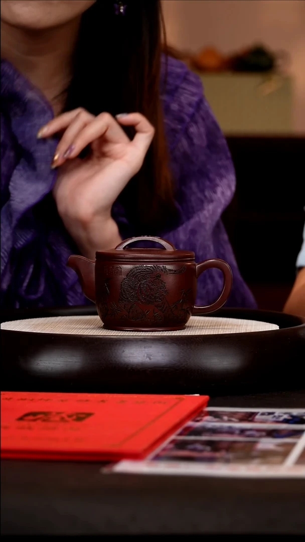 茶壶紫砂ZLH44汉瓦紫檀泥250cc