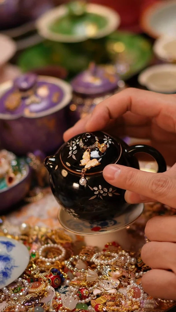 【闪购商品】酱釉小西施壶+提溜