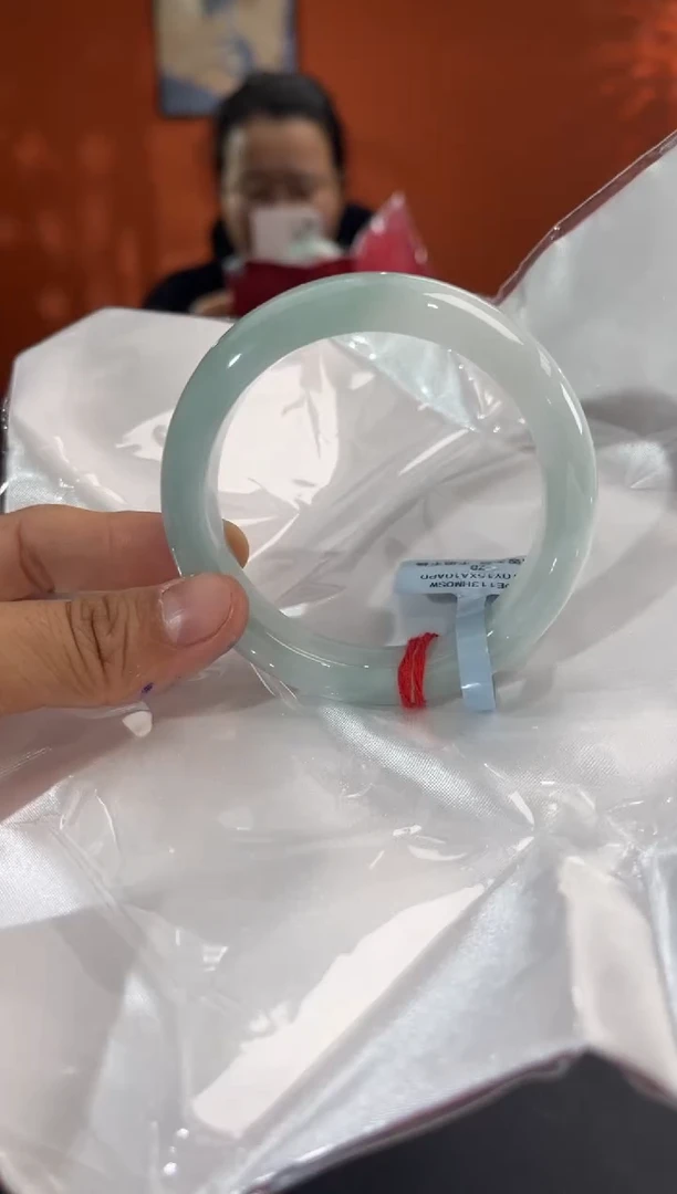 未镶嵌手镯翡翠我****?3 56